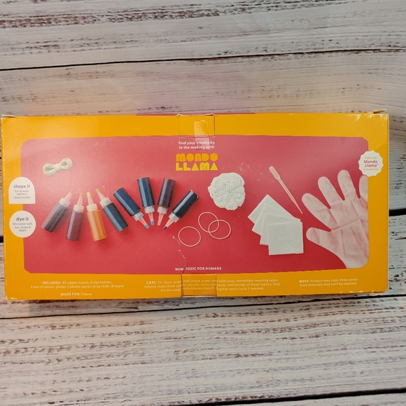 Mondo LLAMA Accents Give It A Swirl Tie Dye Kit Mondo Llama Poshmark